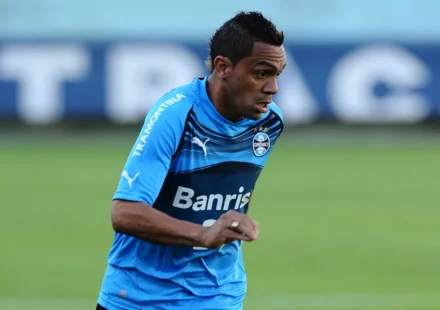 Ex-atacante do Grêmio, Leandro Lessa,