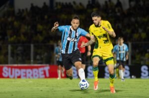 Grêmio enfrenta o Mirassol: Confira onde assistir, prováveis escalações e o serviço do jogo!