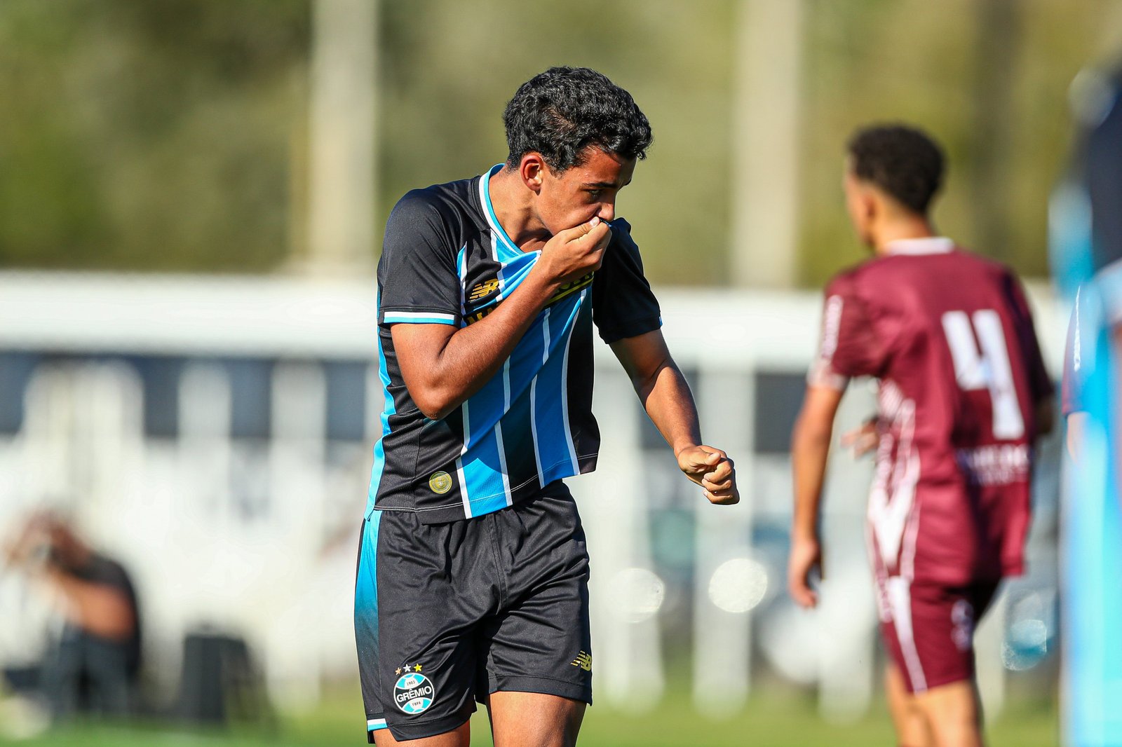 Grêmio goleia o Caxias por 6 a 0 e avança às quartas de final do Gauchão Sub-15 1 Grêmio goleia o Caxias
