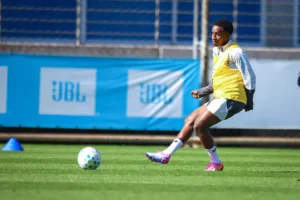 Decisão nas mãos do atleta: Grêmio aceita proposta de € 12 milhões por Gabriel Mec