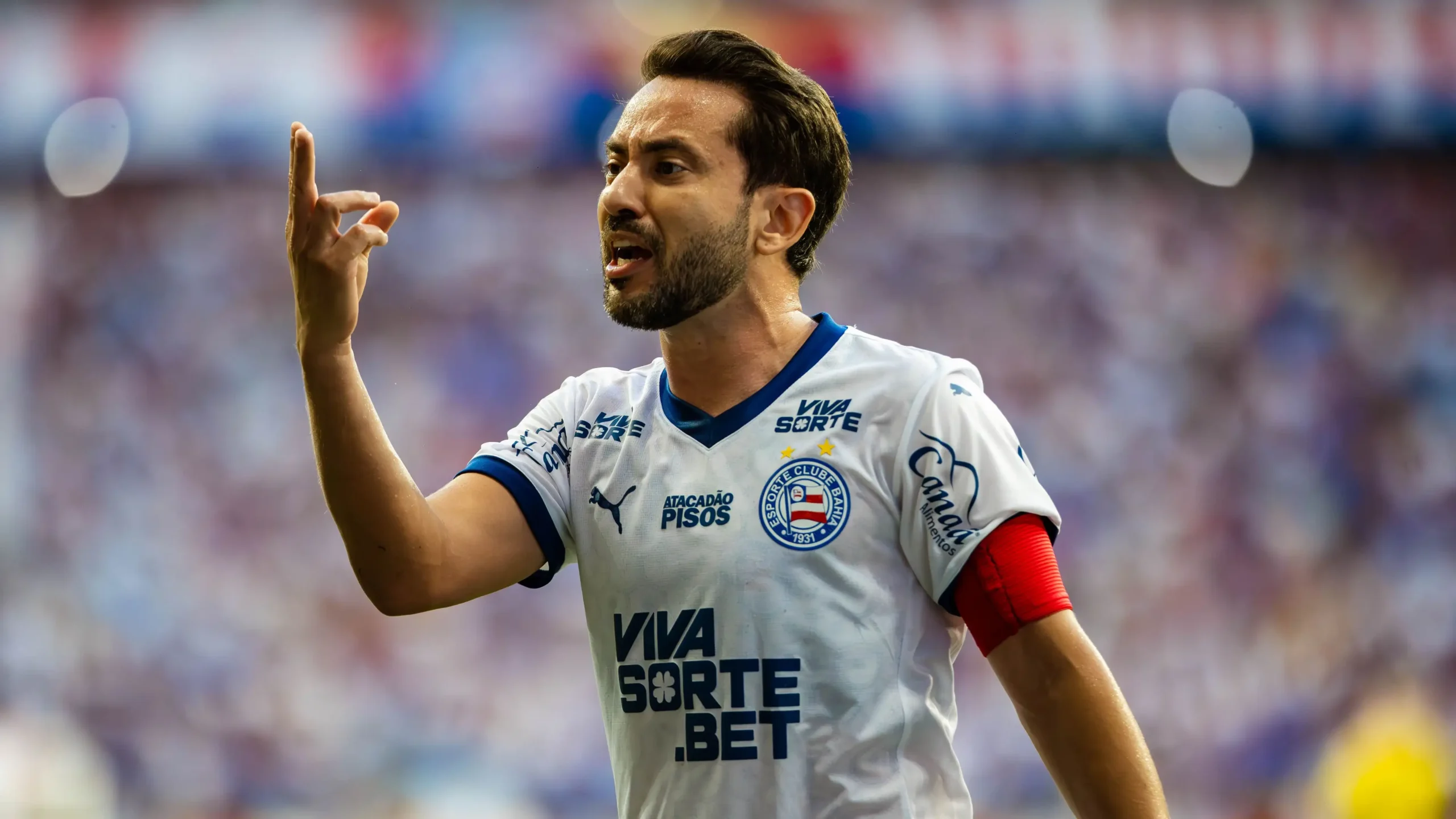 Grêmio se posiciona sobre rumores de contratação de Everton Ribeiro 1 Grêmio se posiciona sobre rumores de contratação de Everton Ribeiro