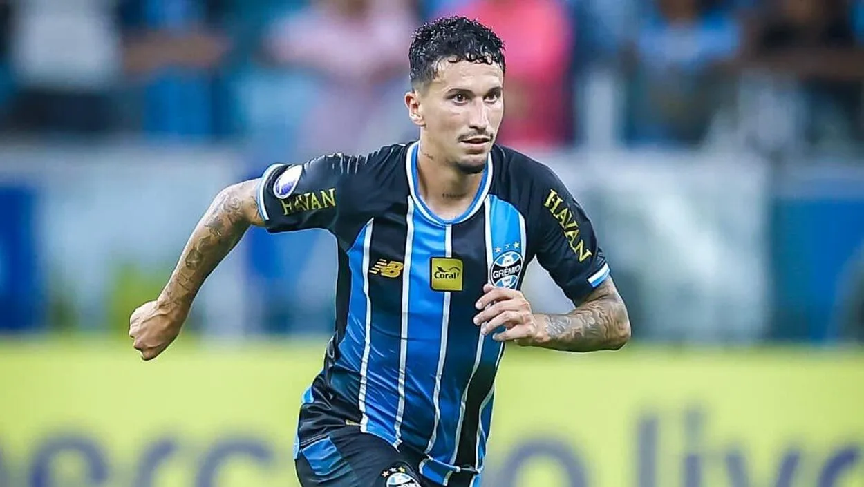 Dodi sofre lesão no joelho e vira desfalque no Grêmio 1 Dodi sofre lesão no joelho
