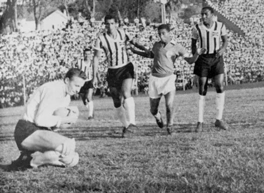 Irno Lubke: o goleiro que marcou a história do Grêmio nos anos 60 1 Irno Lubke: o goleiro que marcou a história do Grêmio nos anos 60