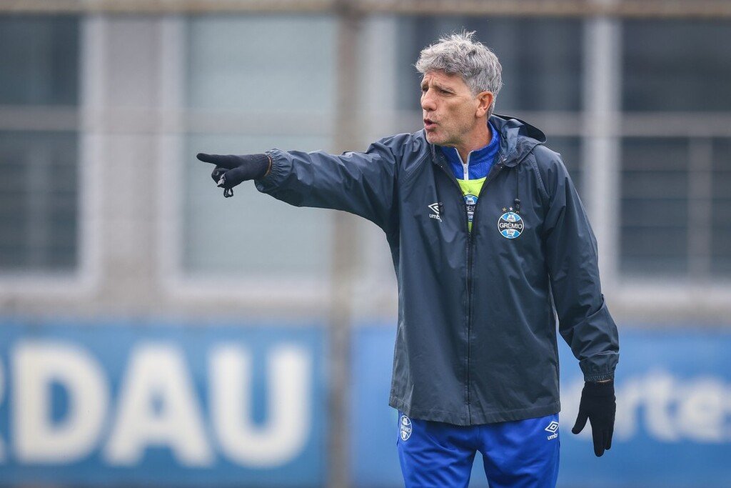 Renato Portaluppi chega a Porto Alegre para iniciar nova passagem pelo Grêmio