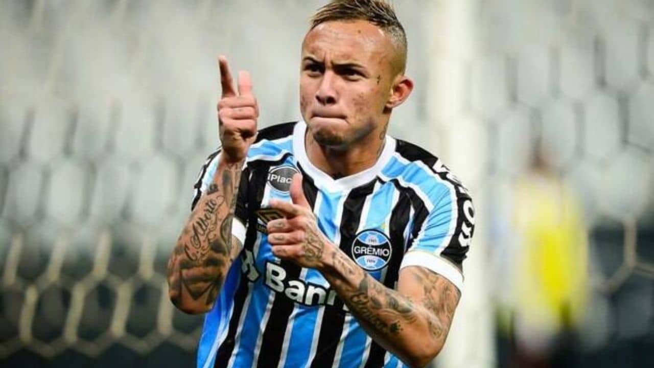 Everton Cebolinha quer voltar ao Grêmio
