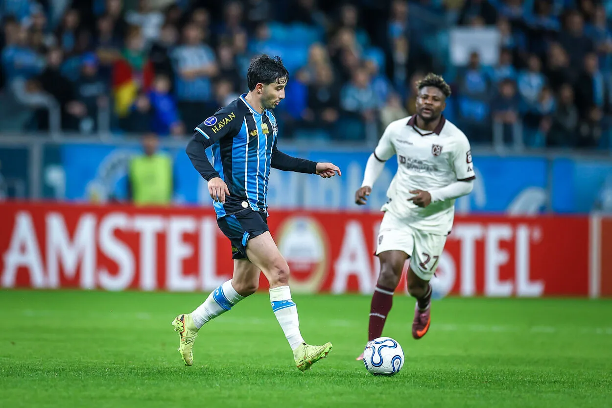 Grêmio paga R$ 200 mil ao Palmeiras para antecipar chegada de Villasanti a Belém 1 gremiocopero.com